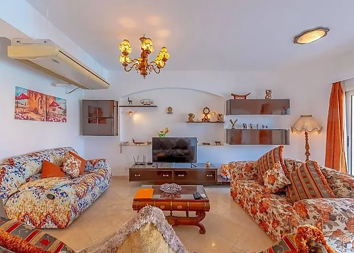 Vesta - Luxury - 5br - Sabina 2* Hurghada