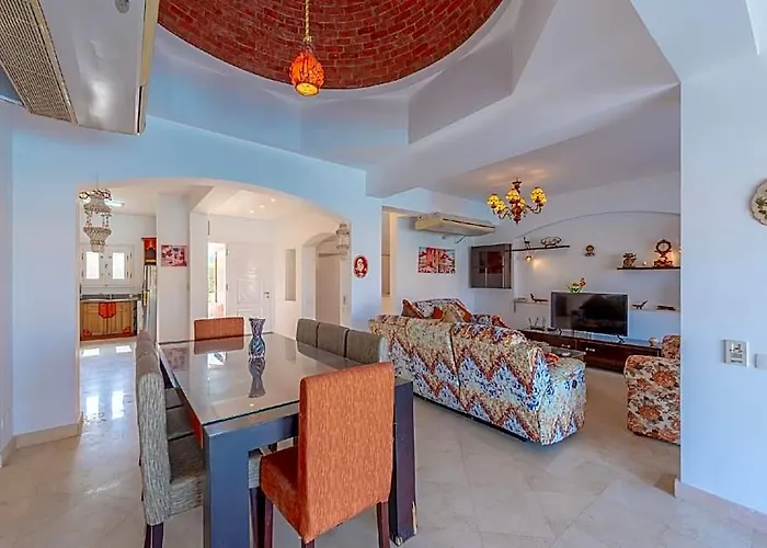 Vesta - Luxury - 5br - Sabina Hotel Hurghada